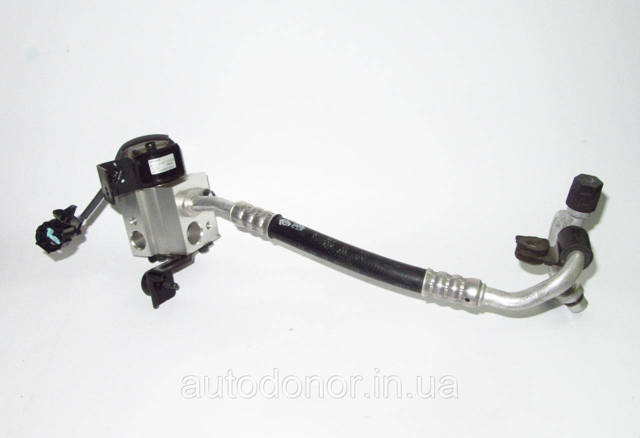 Купити 924404NR0B Nissan/Infiniti 