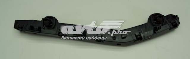 622243NK0A Nissan/Infiniti Кронштейн бампера переднього, правий