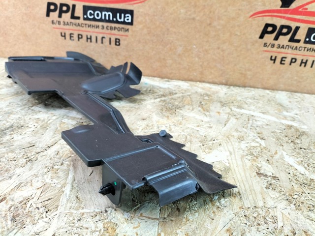 Рамка радіатора нижня Peugeot/Citroen 9818196280 ціна, від 51.35 USD