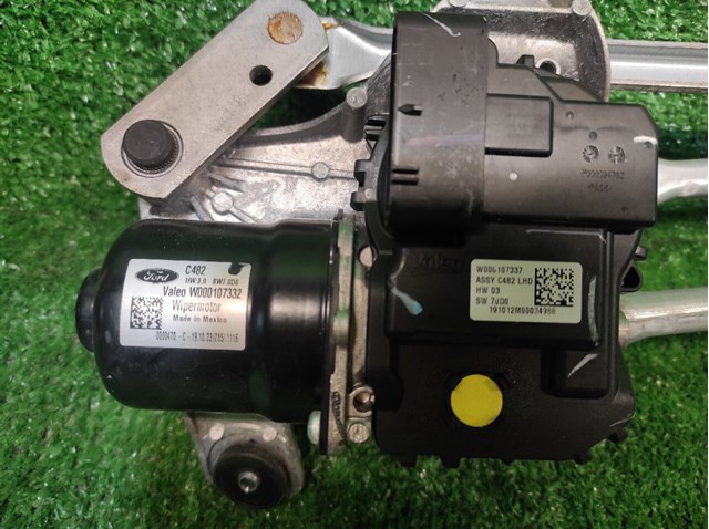 Купити LJ6B17500AB Ford Трапеція двірників