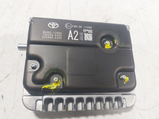 8646C12111 Toyota 