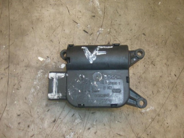  VAG 0132801303 ціна, від 12.67 USD