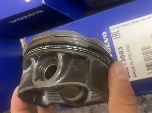  32213693 Volvo