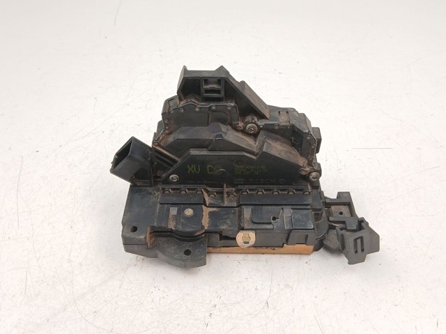  Ford 2S4AA26413BB ціна, від 15.79 USD
