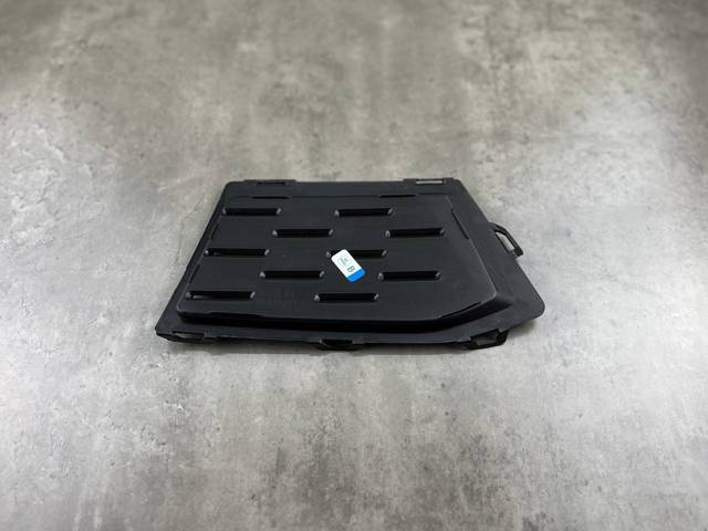 51118747843 BMW Решітка переднього бампера, ліва