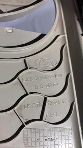 LJ6Z7824356AD Ford Обшивка стійки кузова внутрішня, середня права