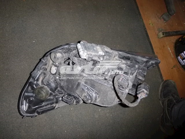 Фара передня права Volvo 31383063 ціна, від 836.64 USD