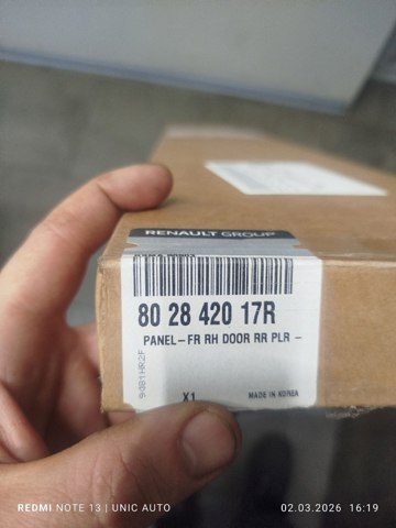 Купити 802842017R Renault (RVI) Молдинг даху, передній правий