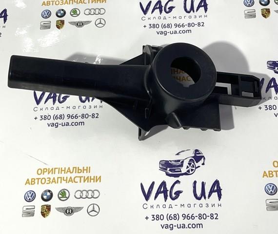 Подушка радіатора охолодження, нижня AND 3L805039