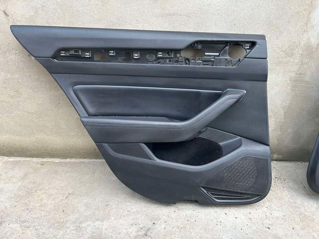 3G5867211 VAG Карта дверей правих задніх