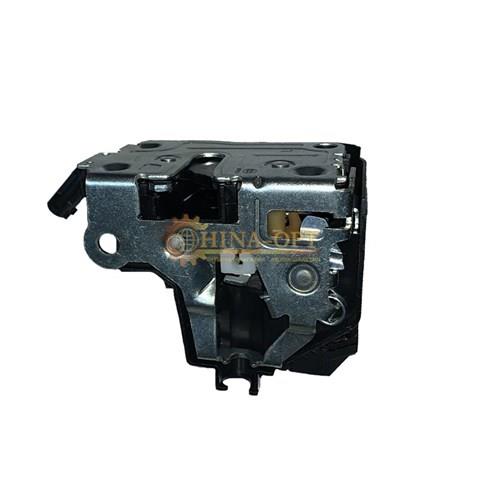 A136105010 Chery Замок водійських дверей