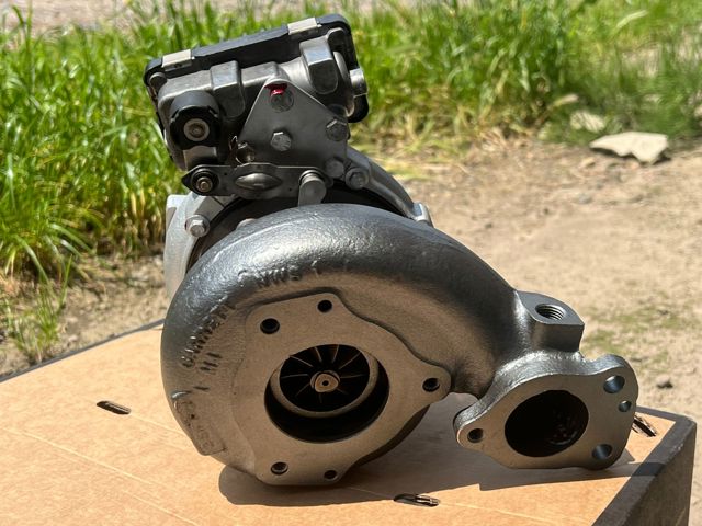 Турбіна Mercedes A6420901100 ціна, від 435.18 USD