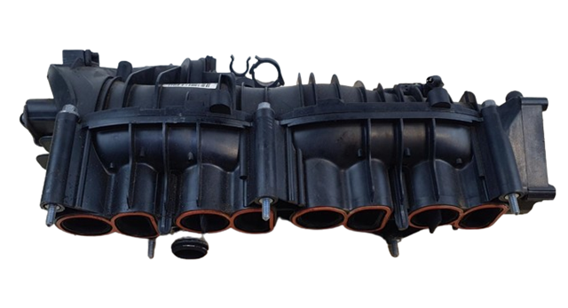 7798885 BMW Колектор впускний