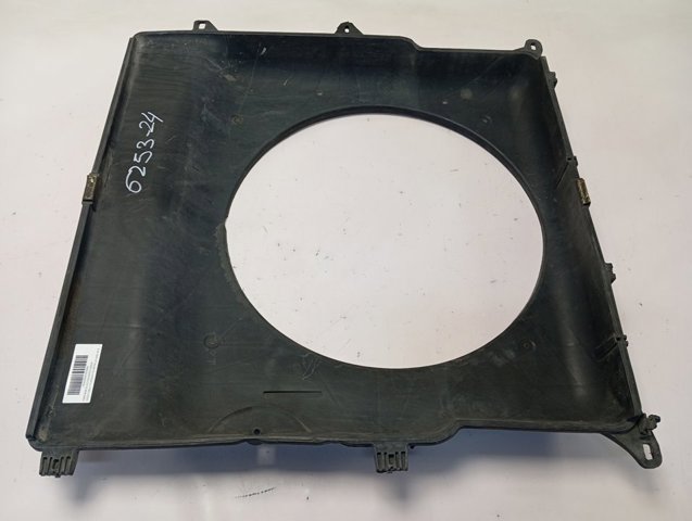 Дифузор (кожух) радіатора охолодження Iveco 5801264636 ціна, від 56.36 USD