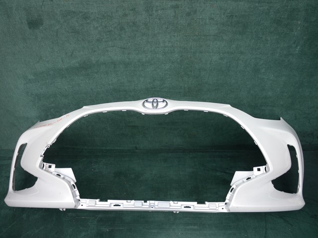 52119K0050 Toyota Бампер передній в зборі