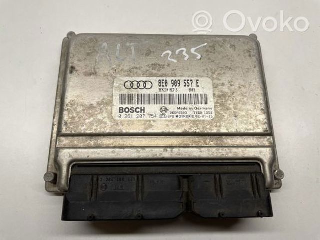 Електронний блок керування двигуном 8E0909557E VAG
