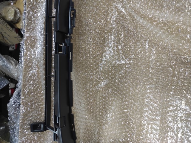 Купити A1678854502 Mercedes Кронштейн бампера переднього, центральний