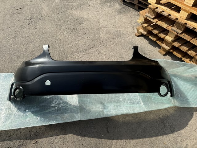 Купити 86511E4000 Hyundai/Kia Накладка бампера переднього