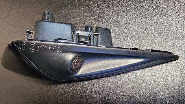 Камера системи забезпечення видимості Tesla 112510750G ціна, від 112.50 USD