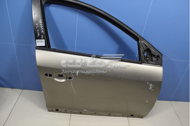 Купити Двері праві передні Renault Fluence  B3