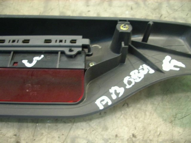  Додатковий стоп-сигнал Fiat Punto 2