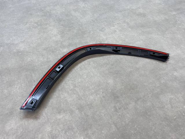Розширювач передньої арки колеса, лівий Mercedes A16788044059999
