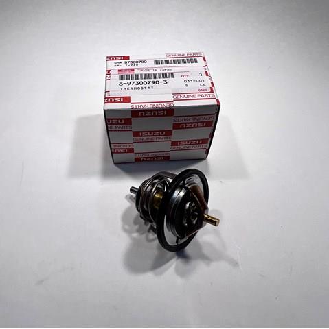 Купити 8973007903 Isuzu Термостат в корпусі