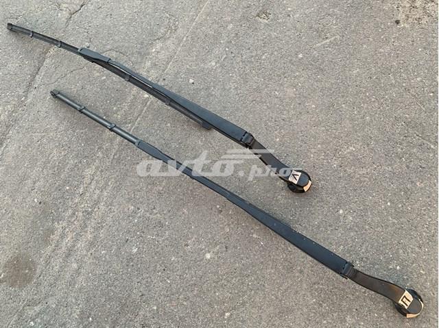 Купити DS7317B589AD Ford 