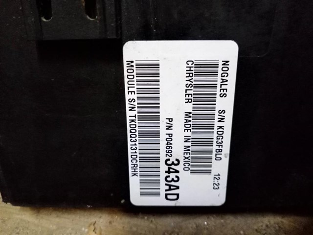 04692343AD Chrysler 