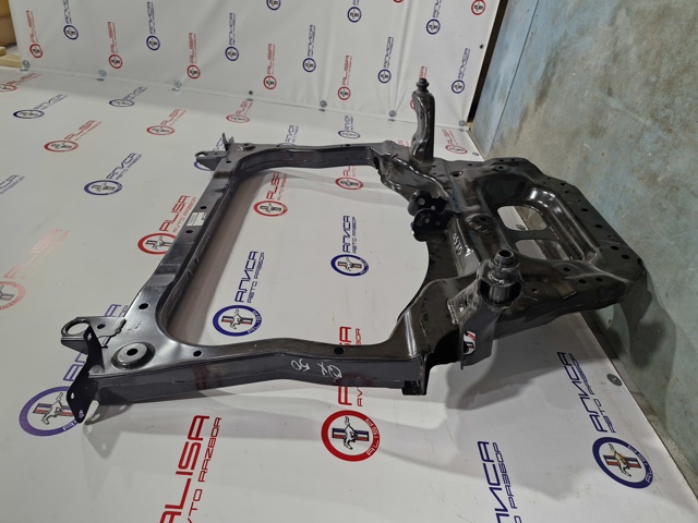Підрамник передній 544015NA0A Nissan/Infiniti