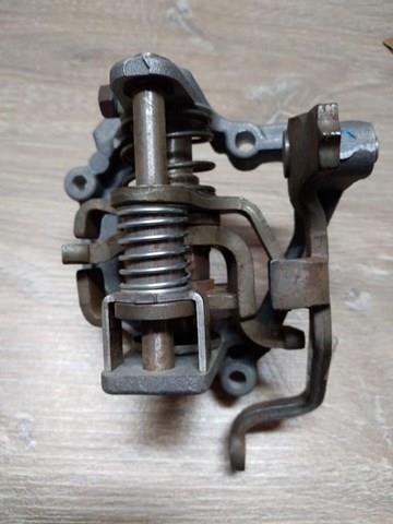 Механізм перемикання передач Lada 11190170305000 ціна, від 30.29 USD