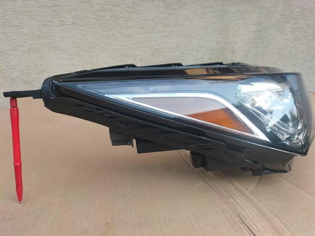 Фара права 33100TYAA01 Honda