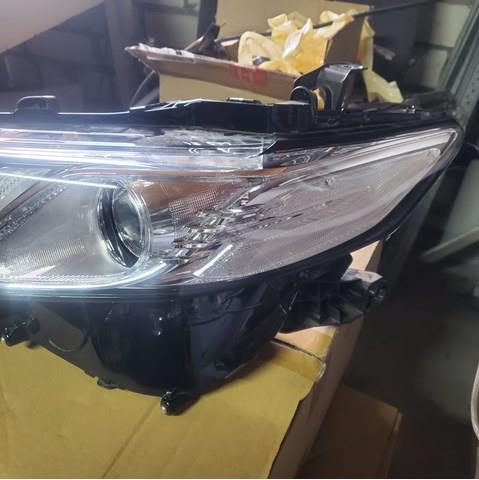 Фара дальнього світла в зборі Toyota 8118533D71