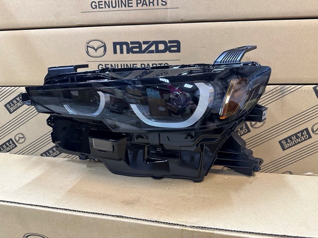 Фара ліва VA4151040C Mazda