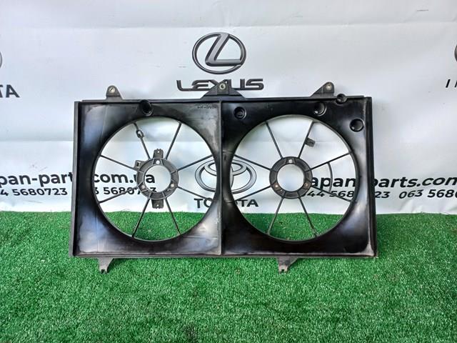 1671128201 Toyota Дифузор (кожух) радіатора охолодження