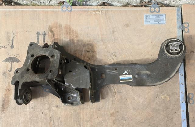 LX615A968AMD Ford 