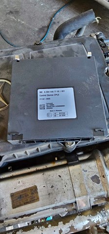  Mercedes A0044467702