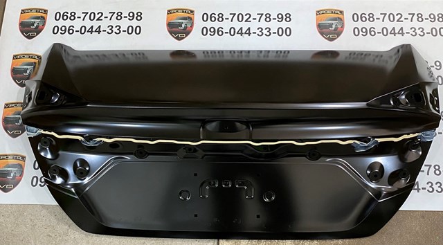 Кришка багажника кузова Honda 68500TBAA00ZZ