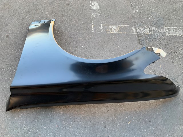 Купити 5380250190 Toyota Крило переднє ліве