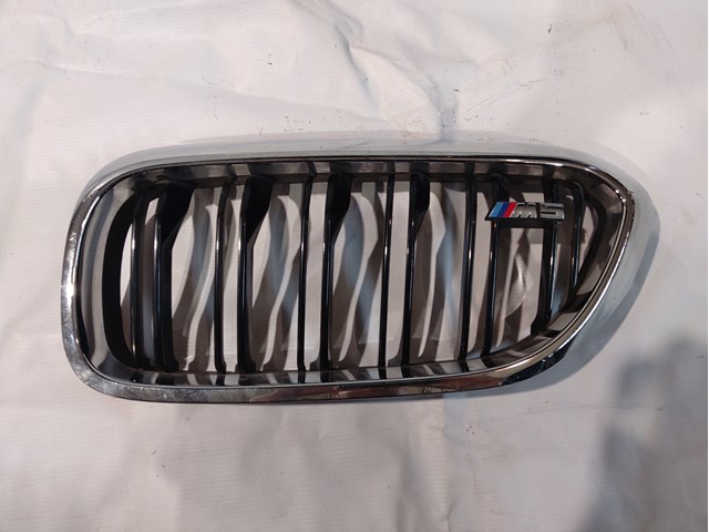 Купити 8063173 BMW Решітка радіатора ліва