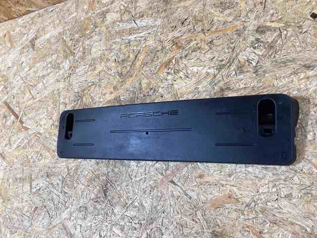 Панель кріплення номерного знака, переднього 95B807287E1E0 Porsche