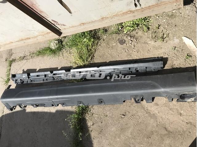 51177294376 BMW Накладка зовнішня (молдинг) порога, правий