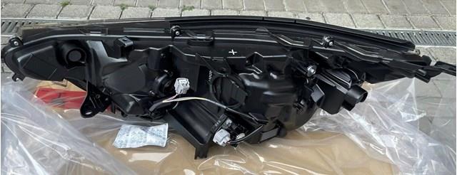 Фара правая Toyota 8114542B41 ціна, від 1076.70 USD