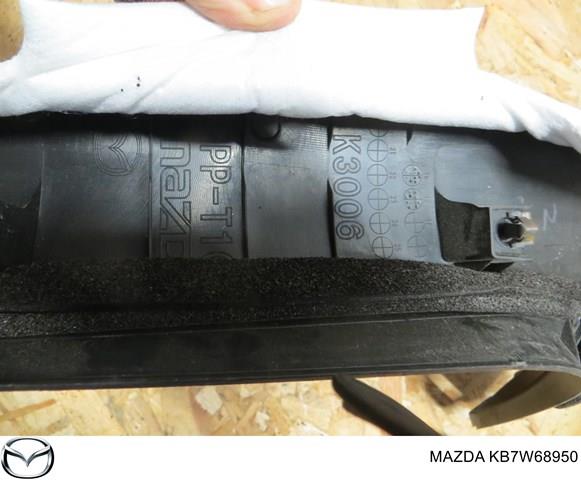 KB7W68950 Mazda Обшивка-облицювання п'ятих дверей