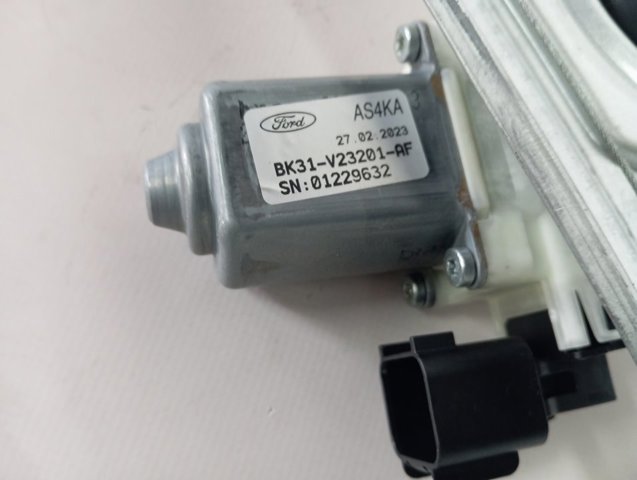 Склопідйомник з електродвигуном Ford BK31V23201AF ціна, від 29.31 USD
