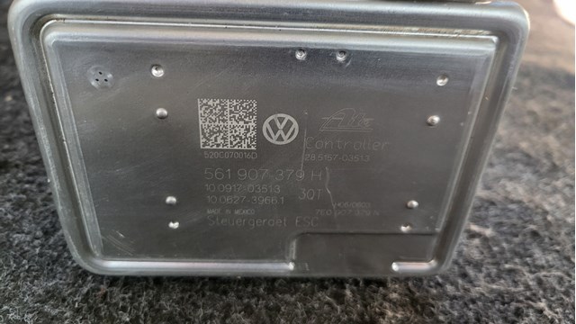561907379H VAG 