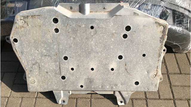  Land Rover LR146866