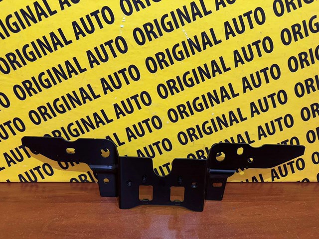 Кронштейн замку капоту KB7W5215Y Mazda
