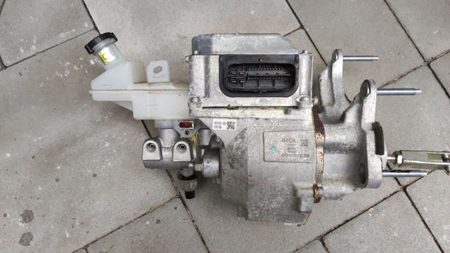 Циліндр головний гальма (Гідротормоз) Nissan/Infiniti 460073NF5A ціна, від 86.94 USD