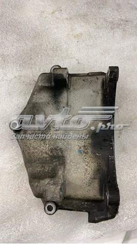 Купити Кронштейн генератора Mercedes CLK  C208